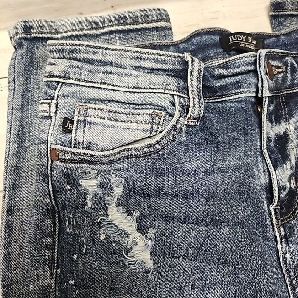 Judy Blue Boyfriend Fit Jeans - Ripped Ultra Distressed Stretchy Size 7/28 - Picture 4 of 15